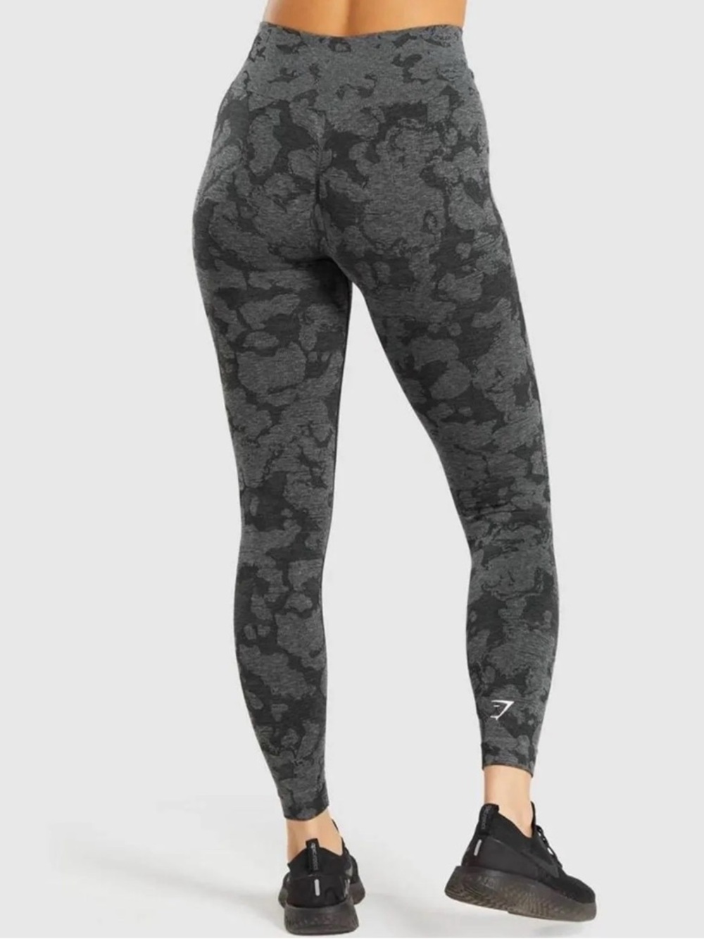 Gymshark Adapt Seamless Black/Grey Camo Leggings Size Small